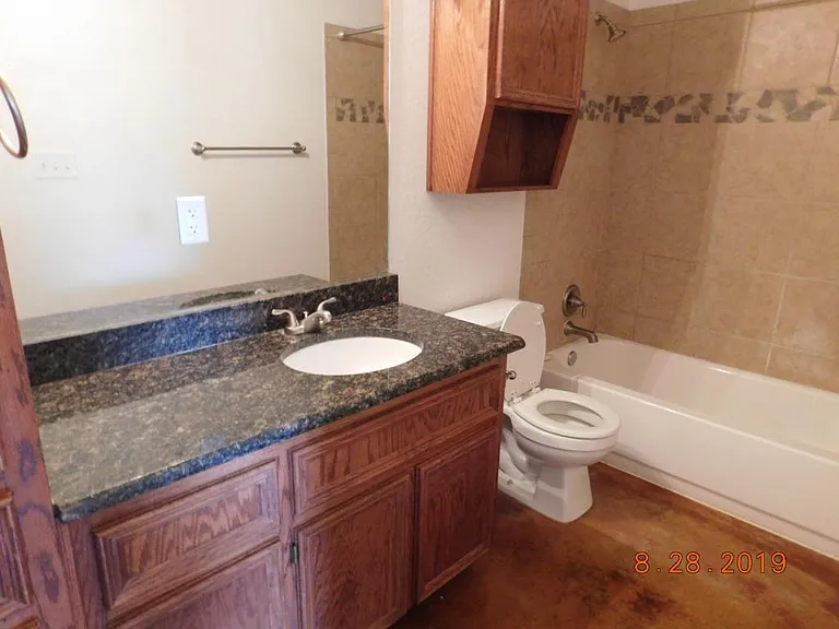 1202 Cavalry Ln #B — Photo 25