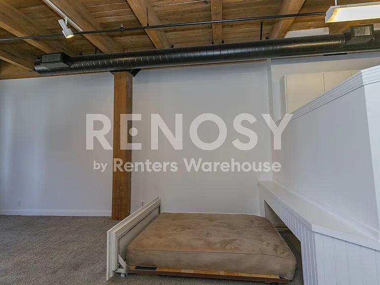 700 Broadway Blvd #210 — Photo 10
