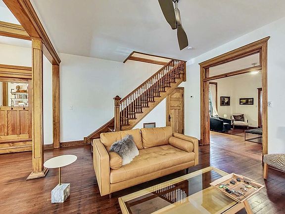 2nd image of 4936 S Saint Lawrence Ave