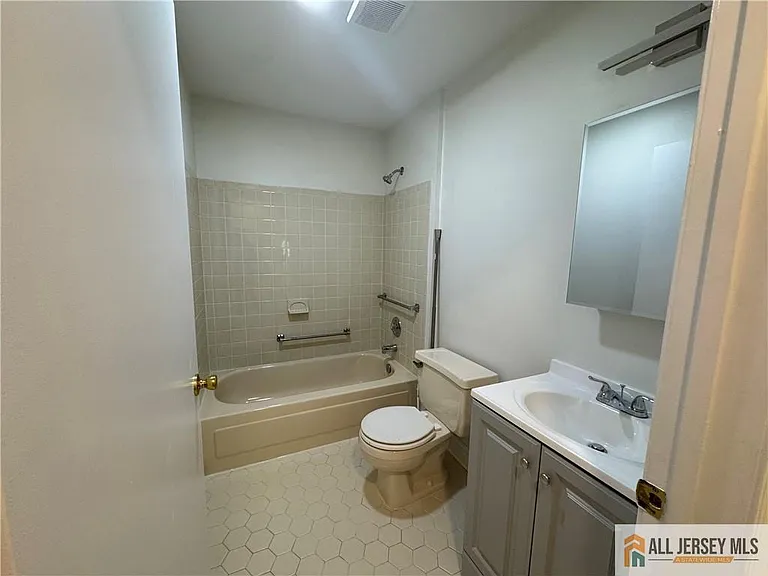 7 Sheffield Ct — Photo 9