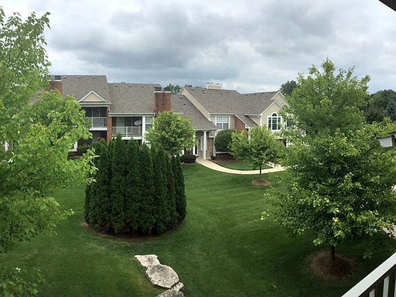 5th image of 4544 Berkshire Dr