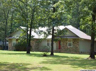 5225 Oak Tree Ln, Cedar Bluff, AL 35959