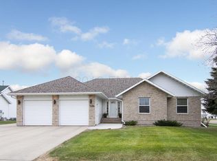 3456 28th Ave S, Fargo, ND 58103