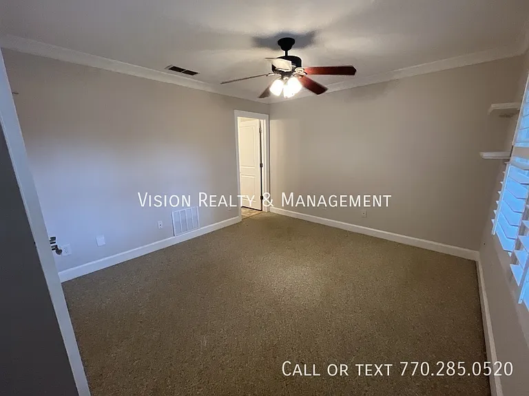 977 Cummings St SE — Photo 34