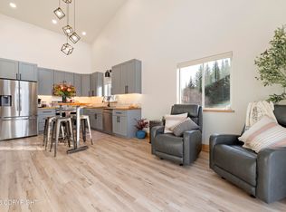31890 Whiskey Gulch St, Anchor Pt, AK 99556