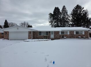 6367 Belmar Dr, Saginaw, MI 48603