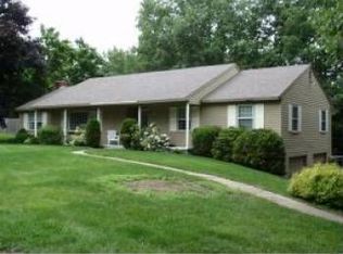 17 Juniper Rd, North Hampton, NH 03862