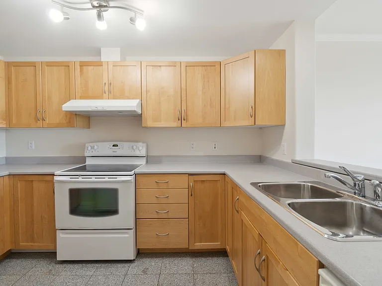 10 Horizon Ct #1101 — Photo 6