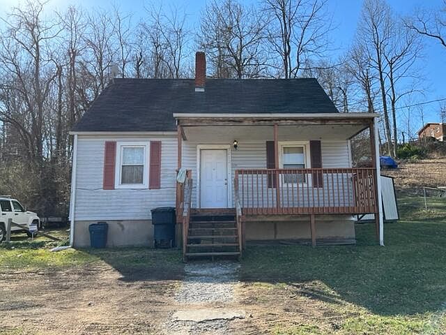 1st image of 3652 Shenandoah Ave NW