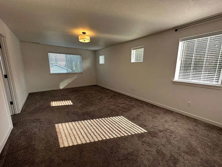 968 213th Ave — Photo 8