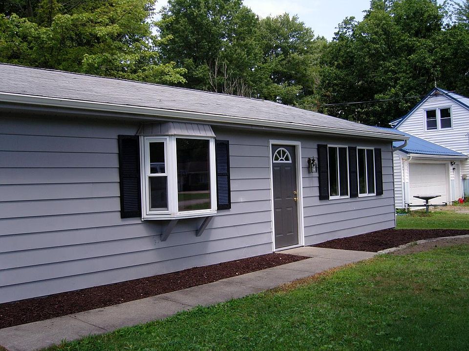 1st image of 17962 Hillcrest Dr