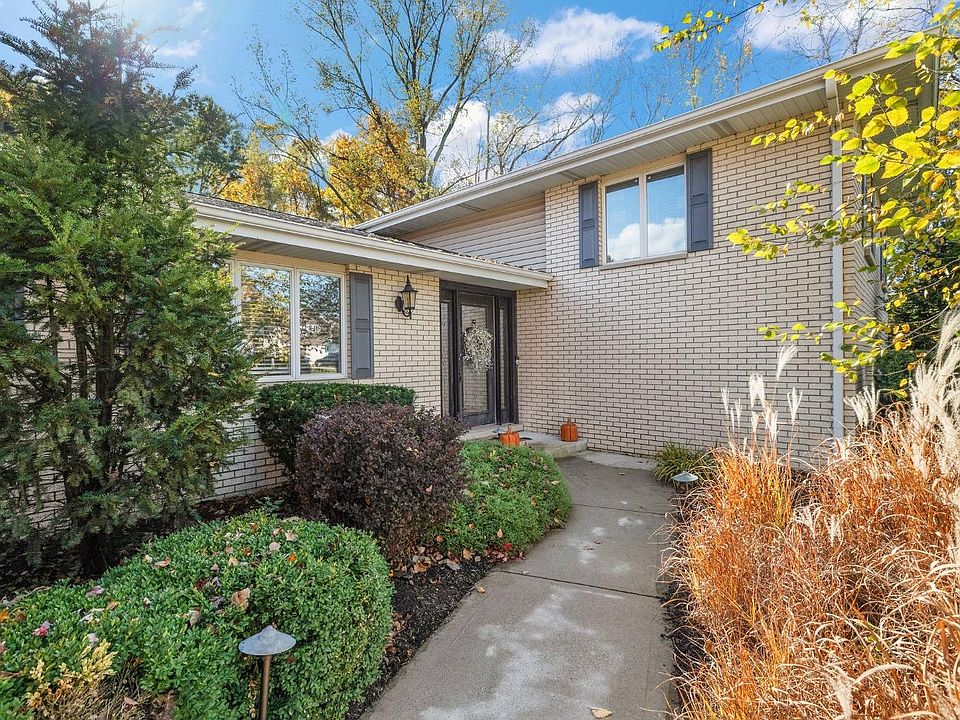 1023 Greenview Dr, Crown Point, IN 46307 | MLS #540692 | Zillow