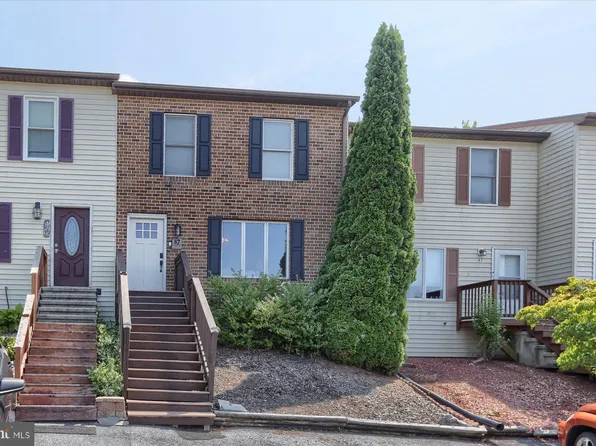 87 Persian Lilac Dr, Etters, PA 17319
