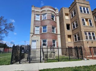 3822 W Maypole Ave, Chicago, IL 60624