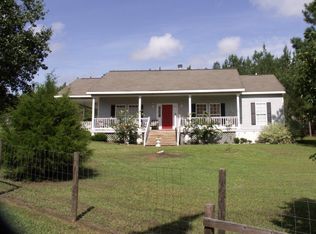 3703 State Line Rd, Cottonwood, AL 36320