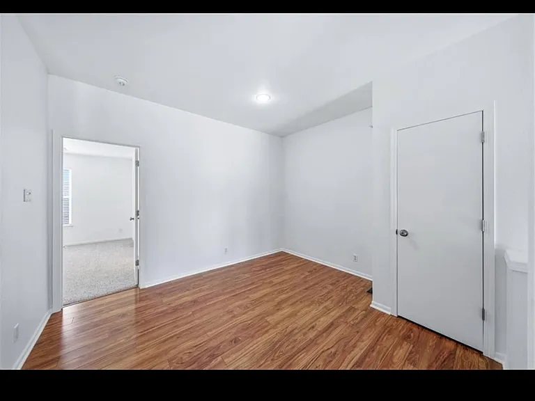 1201 N Martway Dr #107 — Photo 14