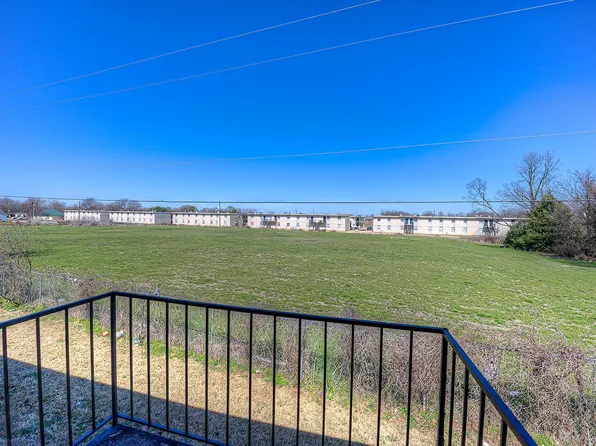 VIEUX CARRE APARTMENTS, 3210 Cloverdale Pl, Bossier City, LA 71111