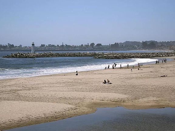 2nd image of 263 Harbor Beach Ct