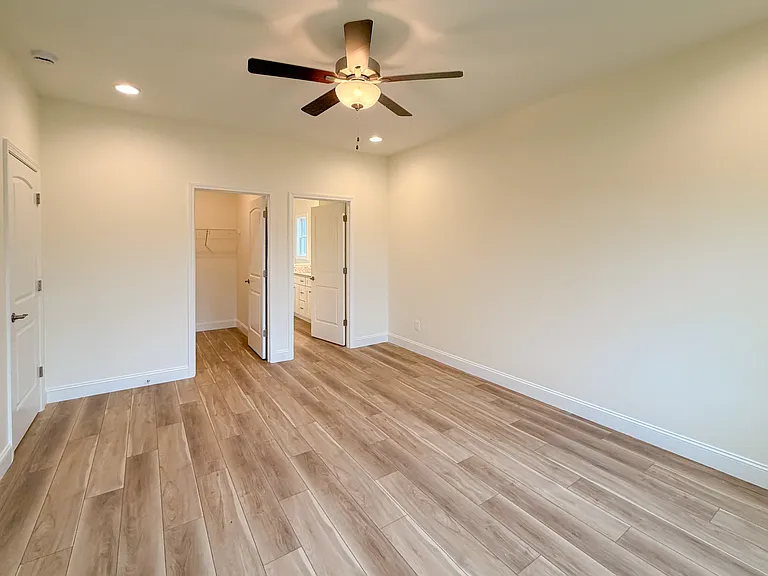 1404 Summer Meadow Dr — Photo 11