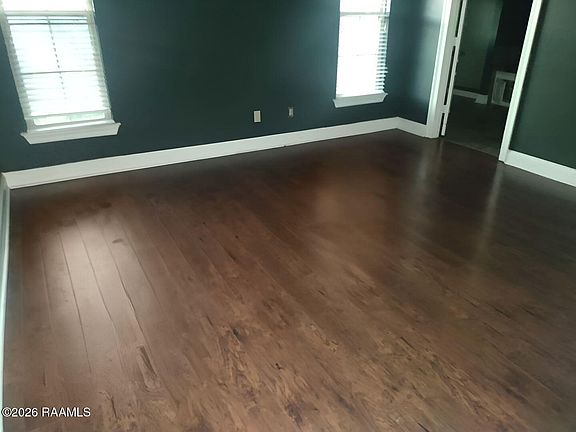 5th image of 101 Adler Pl