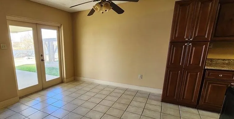 1801 Lafitte St — Photo 3