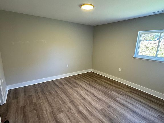 3rd image of 353 Gatewater Ct Unit 102