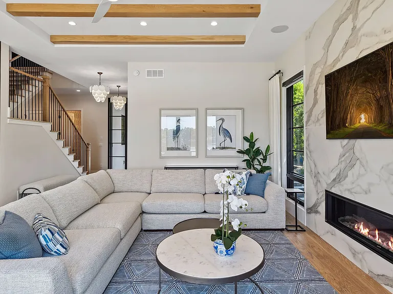 4467 Lafayette Ln — Photo 16