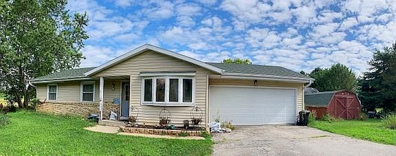 2nd image of 3904 Beaver Dam Rd
