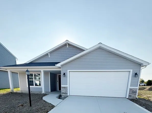 575 Lago Ct, Fort Wayne, IN 46818