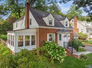 460 Summit St, Ridgewood, NJ 07450