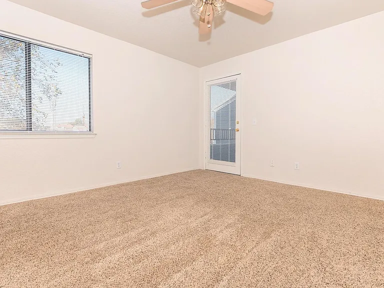 Cedar Lake Apartments — Photo 45