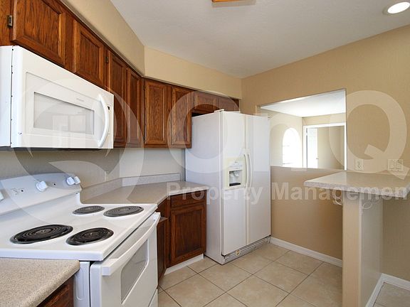 3rd image of 13035 N 34th St Unit 15