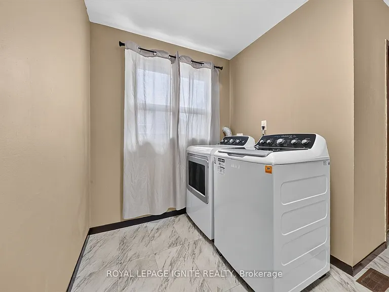 88 S Edgely Ave #UPPER — Photo 17