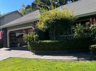 1563 Centennial Cir, Calistoga, CA 94515