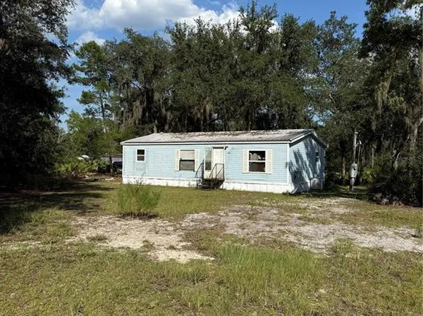 108 Kitty Ave, Interlachen, FL 32148