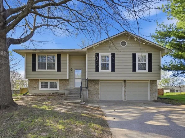503 Broadway St, Grain Valley, MO 64029