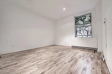 Rented by Urbane Brokerage