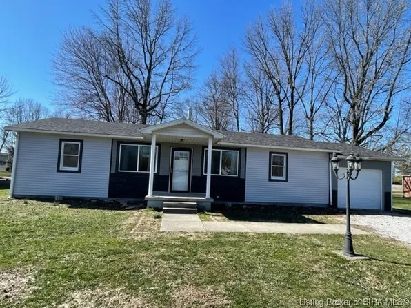 422 S Armstrong Street, Crothersville, IN 47229