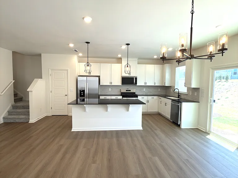 508 Sunset Lake Dr — Photo 7