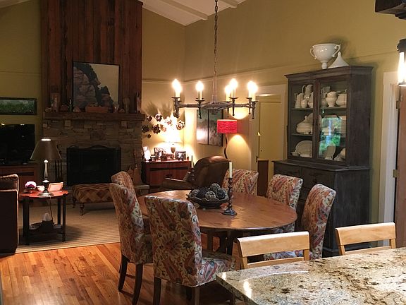 Kitchen to dining room