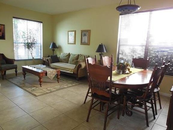 4th image of 4179 Meade Way