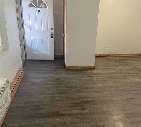 5th image of 4211 W 95th St