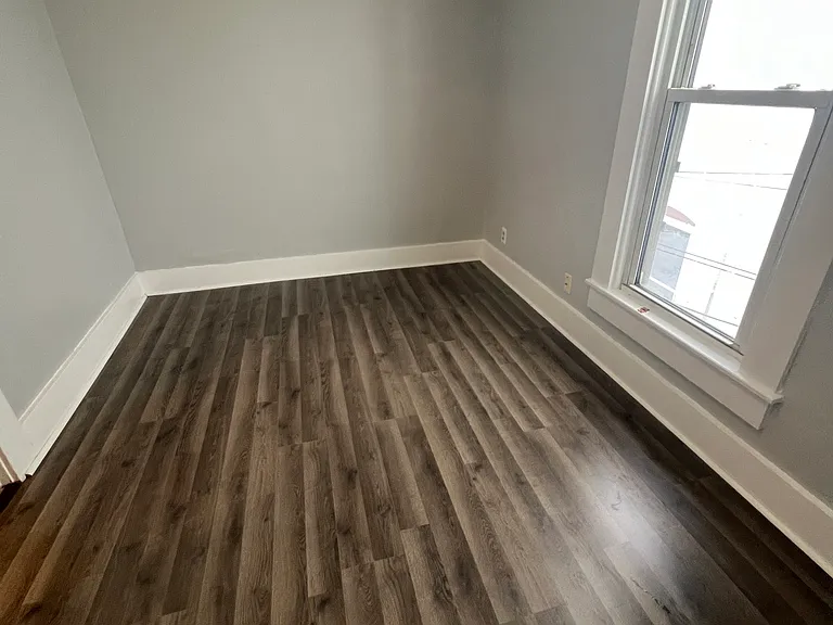 437 E Central Ave #B — Photo 8