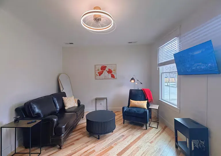 225 Pine St — Photo 10
