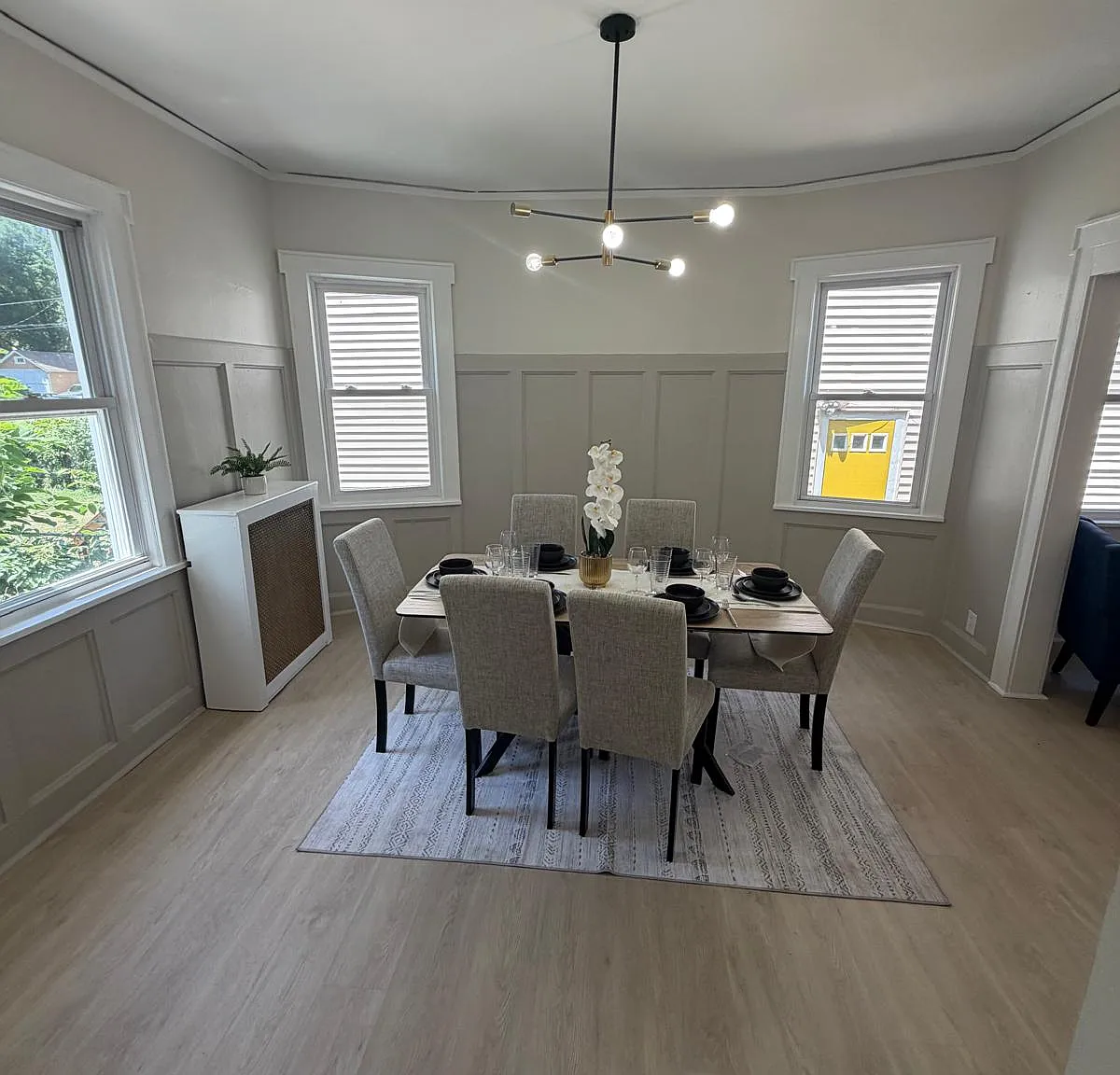 3 bed, $3,800 — Photo 3
