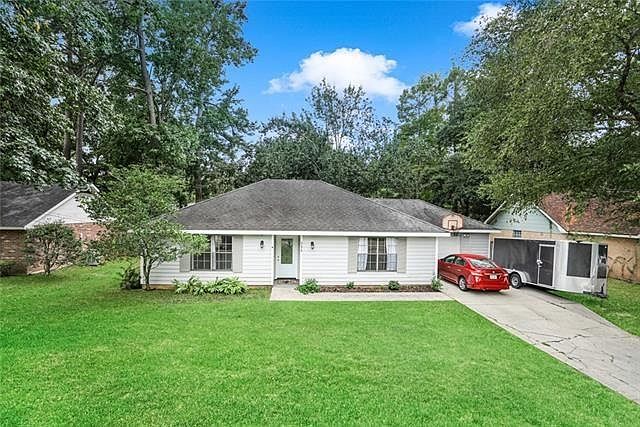 1st image of 515 Teakwood Cir