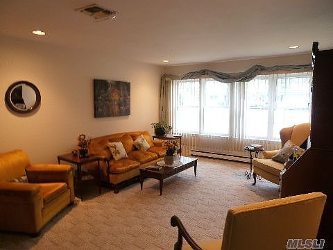 3rd image of 20 Revere Dr