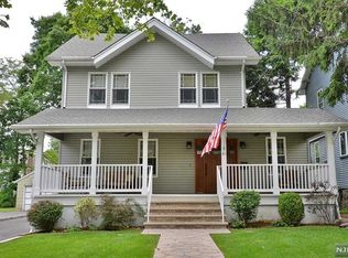 45 Grand Ave, Ridgefield Park, NJ 07660