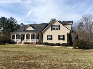 409 Bent Creek Rd, Greenwood, SC 29649