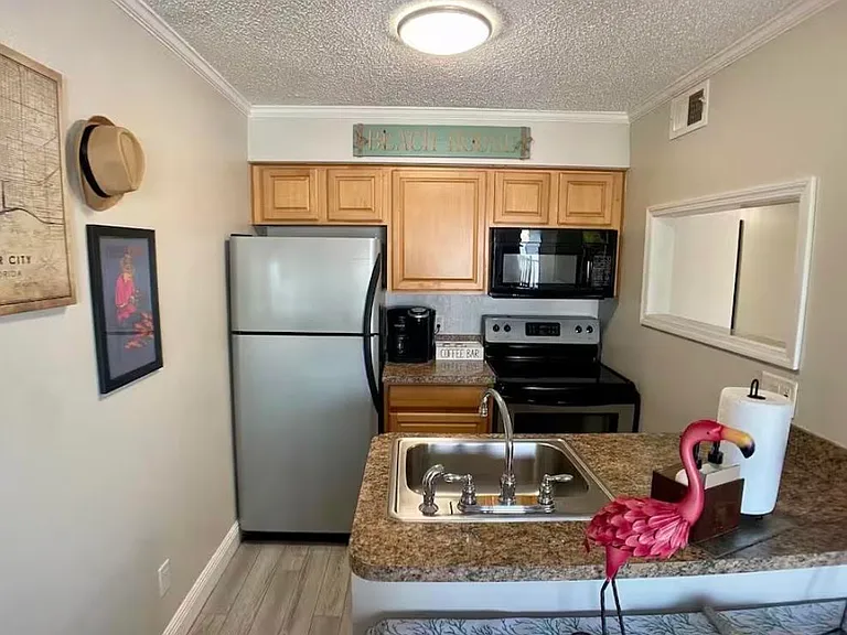 2506 N Rocky Point Dr #372 — Photo 4